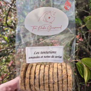 Les tentations amandes et notes de cerise